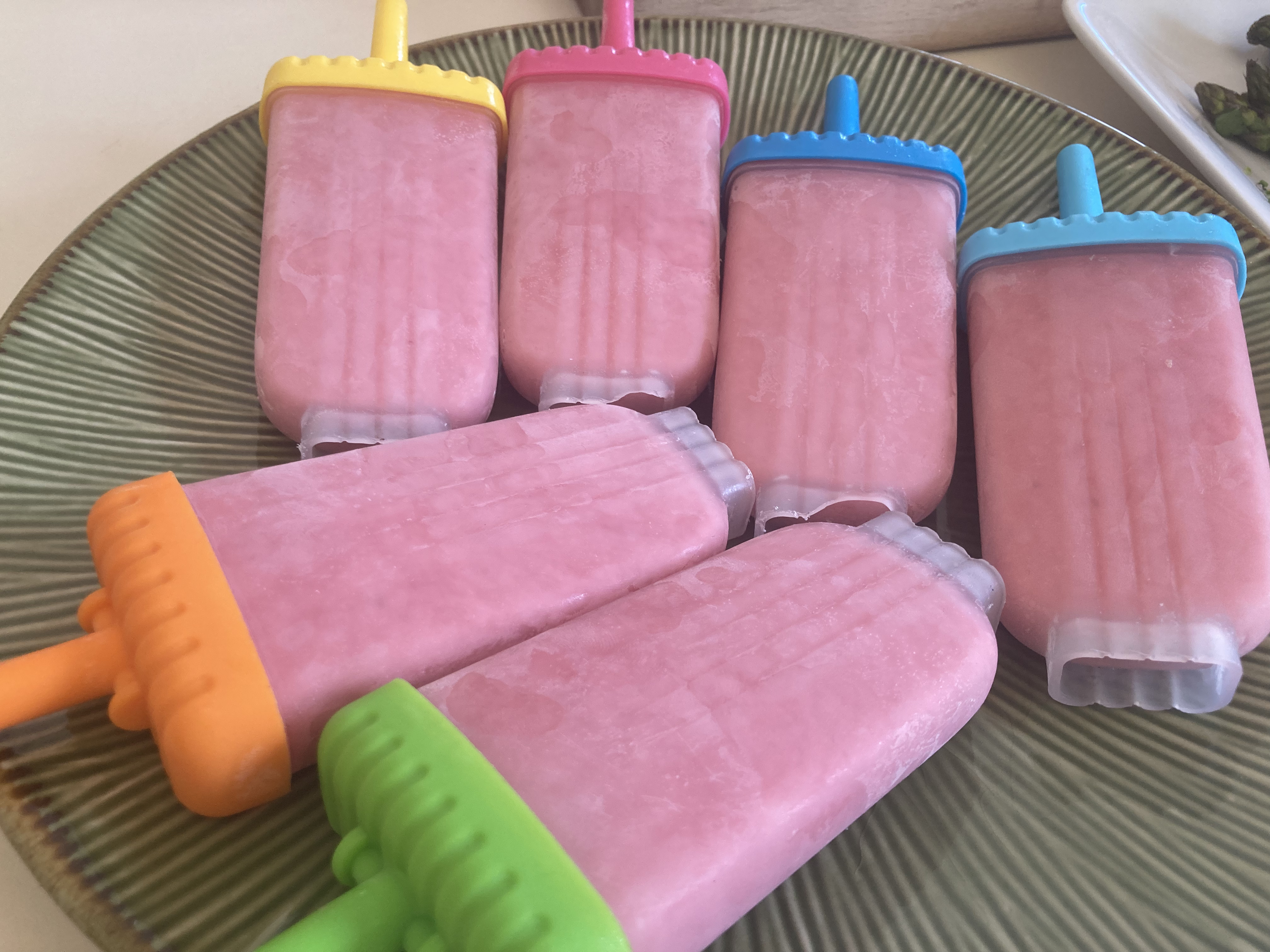 Strawberry-Yogurt Popsicles